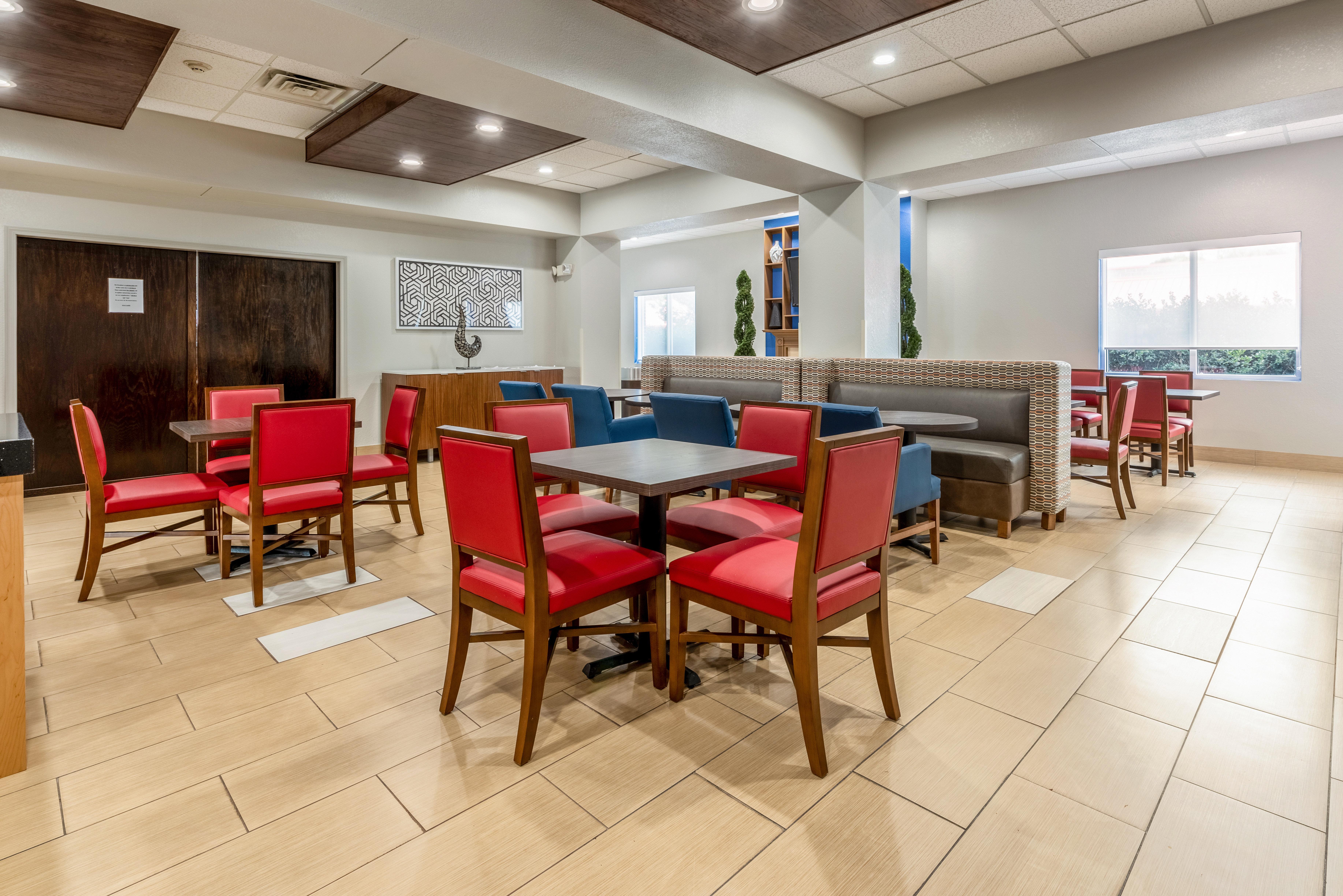 Holiday Inn Express & Suites Statesville Eksteriør bilde